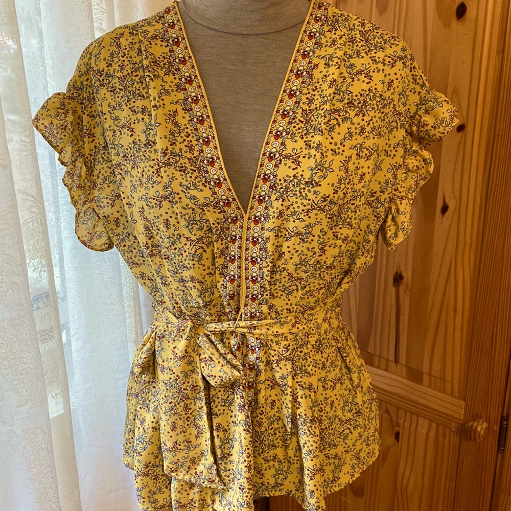 Max studio blouse